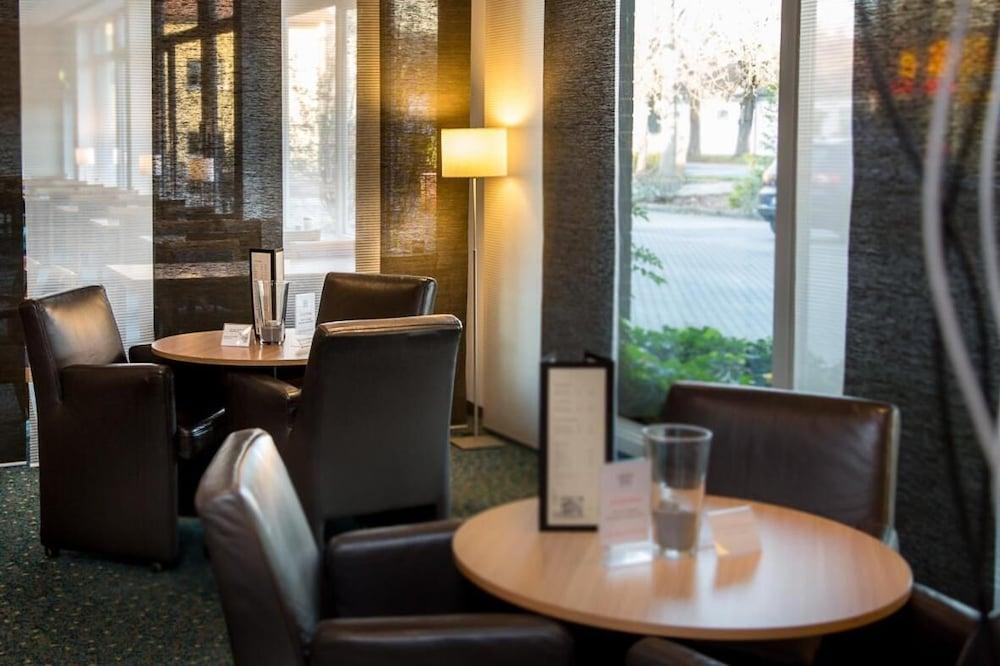 Hotel Median Messe 3*